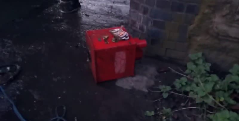 a második megtalált széf