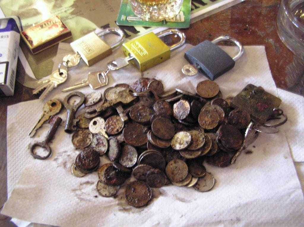 Tárcsák, kulcsok és érmék fedezték fel a Moldva területén