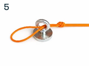 Hogyan kössünk csomót a mágnesre